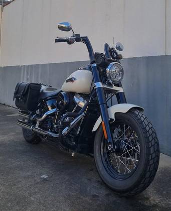 HARLEY-DAVIDSON SOFTAIL SLIM HARLEY-DAVIDSON SOFTAIL SLIM